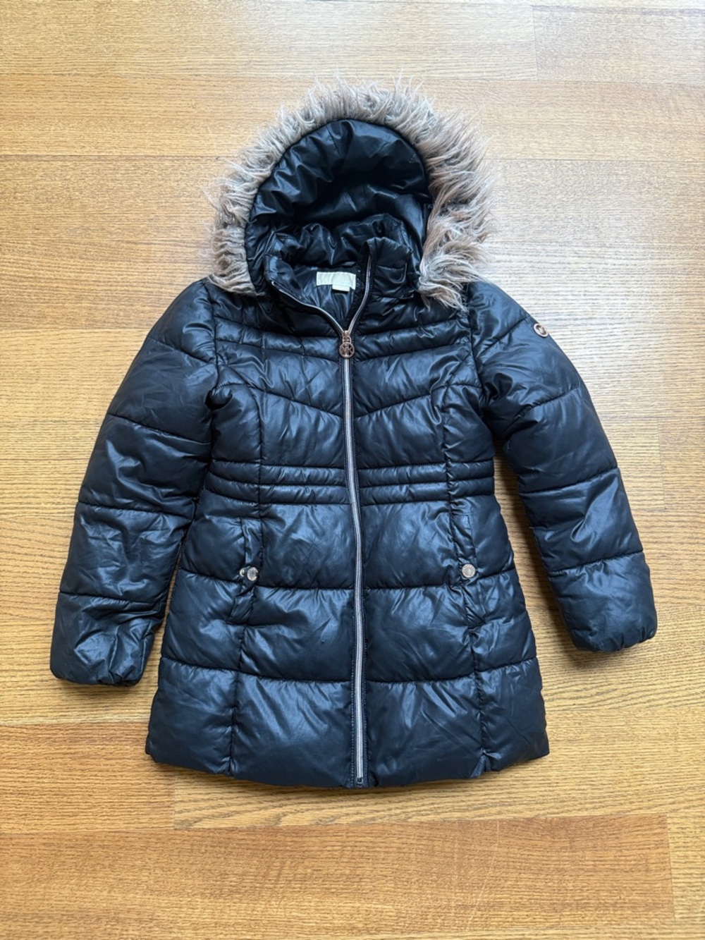 Michael Kors Girls Stadium Puffer Jacket With Removable Faux-Fur-Trimmed Hood